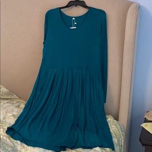 Green cotton long sleeve dress